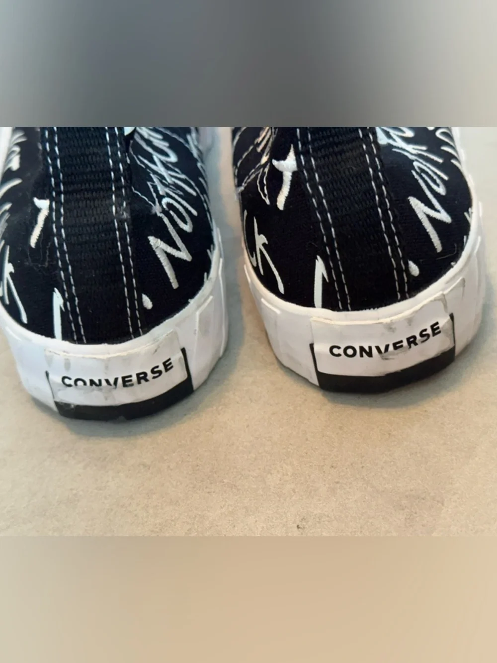 Converse Not A Chuck Black White Orange Text Graphic Canvas Size 9 Pre Owned - Picture 5 of 10